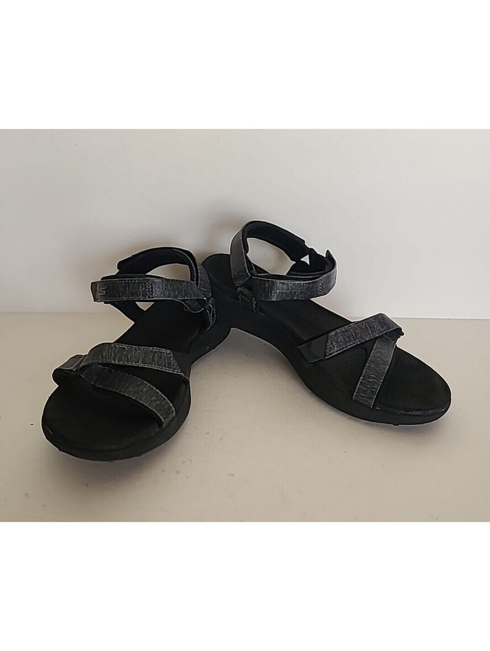 Skechers Go Golf Women's 600 Spikeless Sandals Shoes Size 10 Black Strappy
